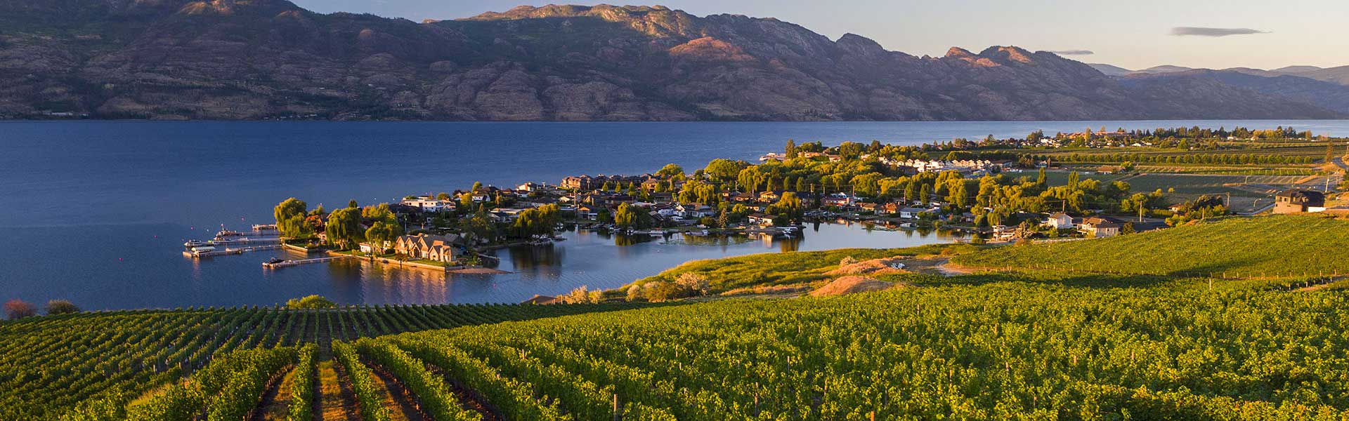 Canadian Rockies Road Trip ? or Rail Trip or Both ?