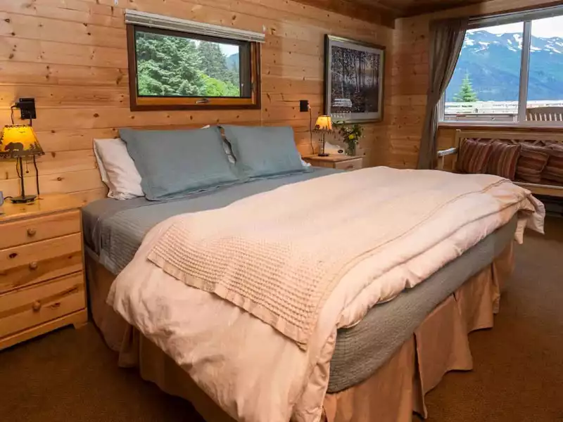 The Lodge At Whale Pass 5